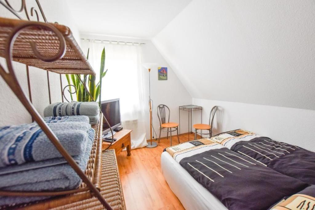 Ferienwohnung Karnitz Im Herzen Von Ruegen Bagian luar foto