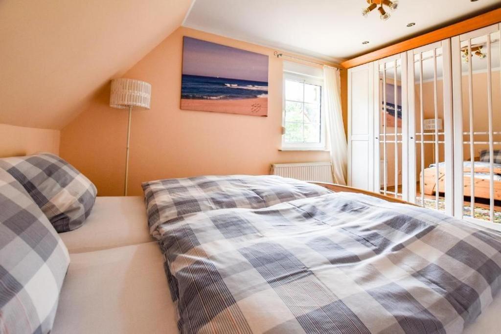 Ferienwohnung Karnitz Im Herzen Von Ruegen Bagian luar foto