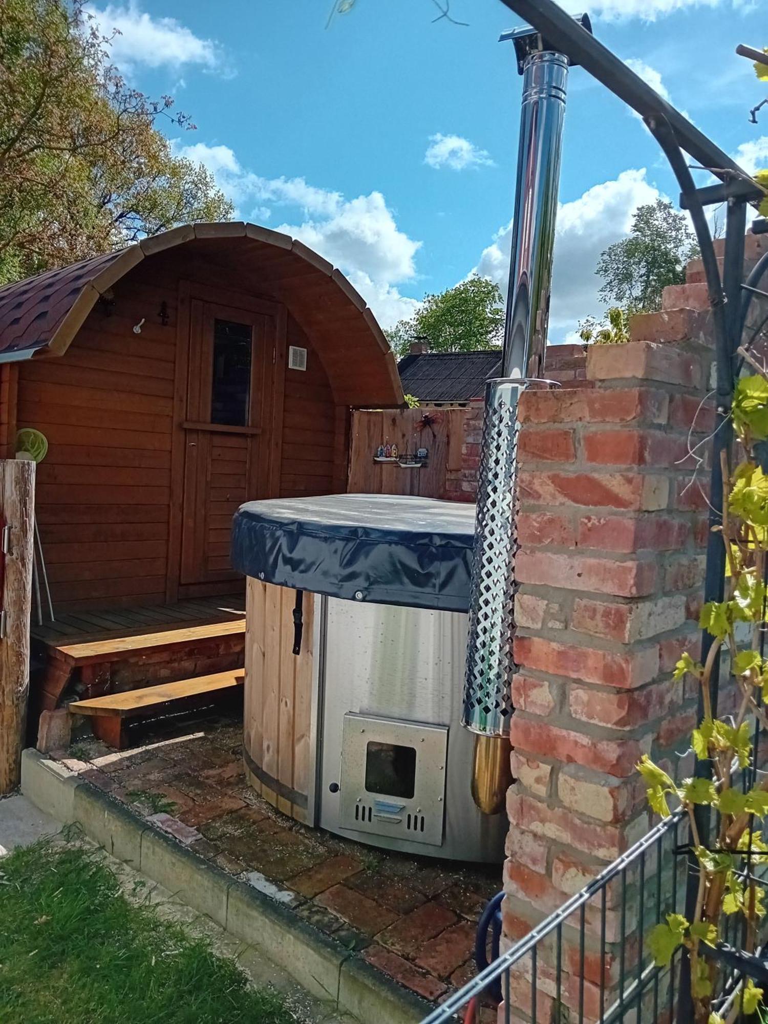 Ferienwohnung Karnitz Im Herzen Von Ruegen Bagian luar foto